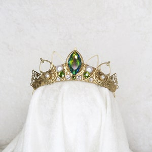 Tiana - The Princess and the Frog Inspired Tiara - MADE TO ORDER, ready to ship in 6-8 business days