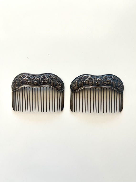 Vintage Chinese Silver Hair Comb With “twin Dragon Playing  display picture 1