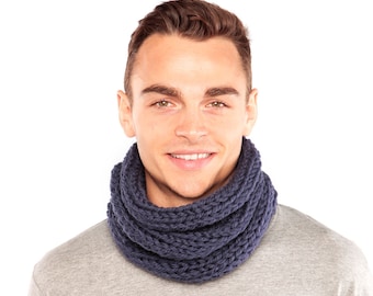 Blue knit  scarf, Chunky knit cowl, Hand knitted winter snood, Blue snood scarf, Gift for husband