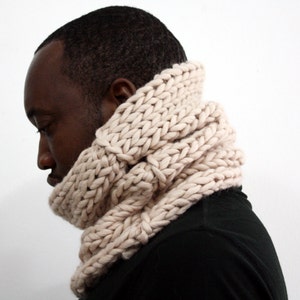 Chunky Knit Wool cowl, Infinity scarf, Winter tube scarf image 1