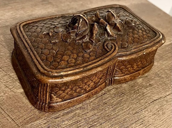 Vintage music box childs - Gem Vintage music box childs - Gem