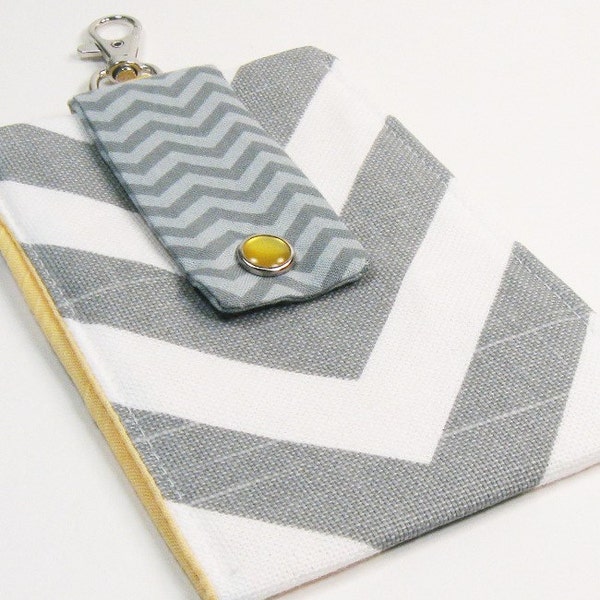 iPod iPhone 5 Mp3 Cell Phone Android Blackberry Case - Gray & White Chevron