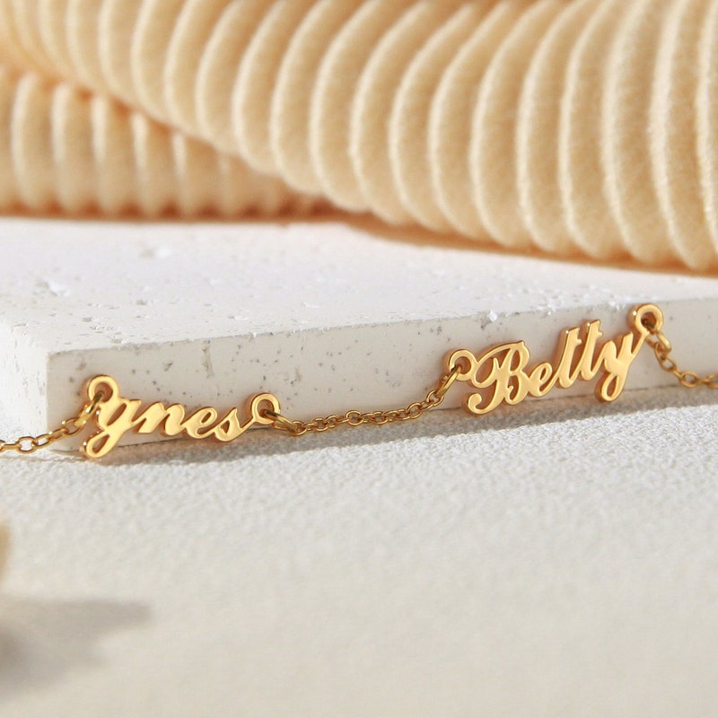 Nameplate Necklace - Etsy