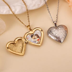 Collar con medallón de foto de corazón • Collar grabado personalizado • Medallón grabado con fotos • Regalo de aniversario de Navidad • Regalo para su mejor amiga