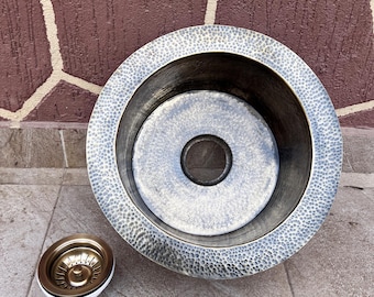 Rundes Aufsatzwaschbecken aus gehämmertem Messing, antikes Messing-Waschbecken, Aufsatzwaschbecken, rustikales Waschbecken