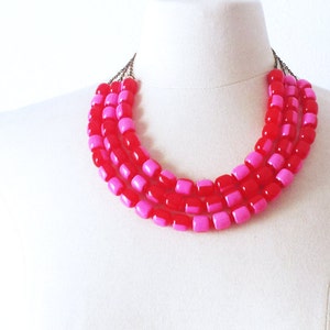 Layering multi strand Vintage necklace, Pink Watermelon Lucite 1960 necklace, Pin Up Rockabilly Must have Colorful Summer necklace