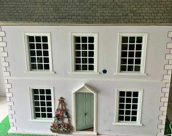 Vintage Doll's House