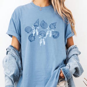 Comfort Colors Shell Lover T-Shirt, Shell Lover Tees, Shell Aesthetic Gifts, Beach Shirts, Gifts for Shell Lovers, Beach Lover Shirt
