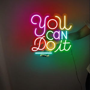 Neonowe znaki You Can Do It, pozytywne afirmacje, neonowe ściany dla dzieci, nastawienie na rozwój, wystrój klasy, pozytywna klasa, prezenty edukacyjne