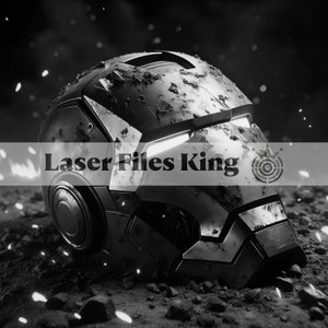 Könnte beinhalten: Ein verwitterter, metallischer Helm mit einer strukturierten Oberfläche und einem Visier. Der Helm liegt auf einer dunklen, felsigen Oberfläche. Der Text "Laser Files King" ist oben im Bild sichtbar.