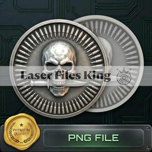 Könnte beinhalten: Ein kreisförmiges, silberfarbenes Medaillon mit einem zentralen menschlichen Schädel, der ein Messer zwischen den Zähnen hält, umgeben von einem Rand aus Patronenhülsen. Der Text Laser Files King ist über die Mitte des Designs gelegt.