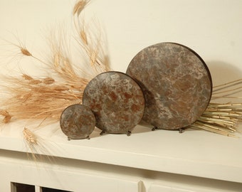 Round vases - silver brown patina