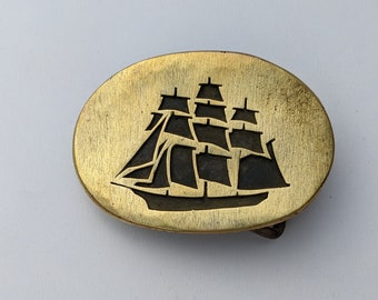 Tallship belt buckle - solid brass, fully rigged ship under full sail 13 sails - for 1.5in belt