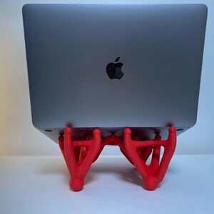 Generative Design Laptop Stand - Ergonomic Desktop and Music Studio ...