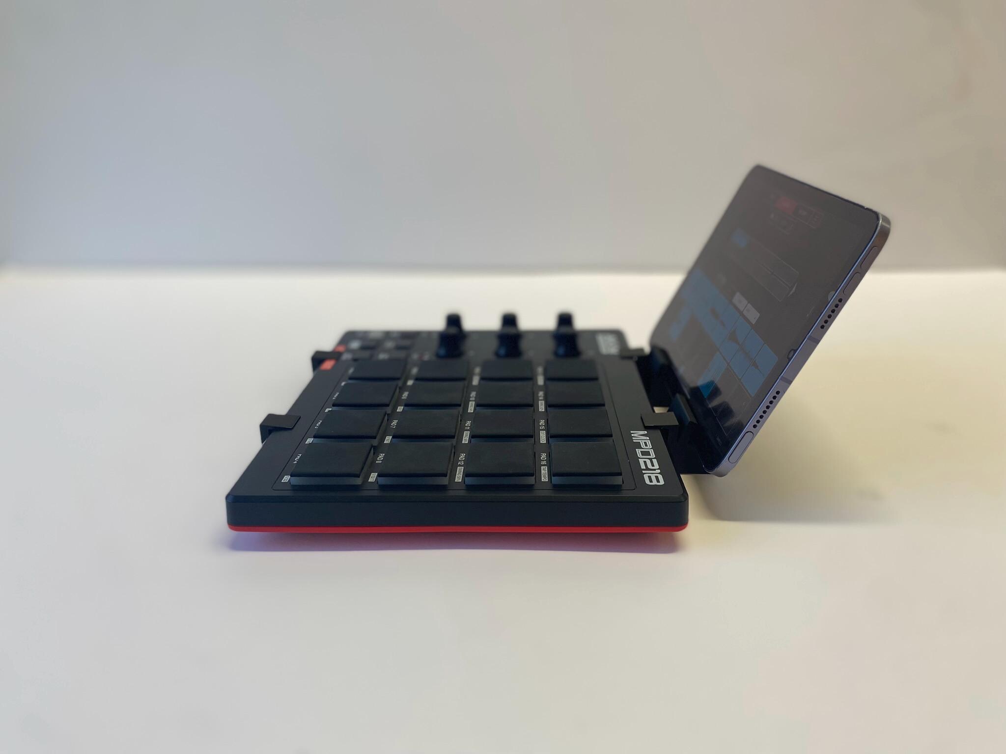 Clip Stand Holder for AKAI MPD218 Attach Your iPad Tablet / iPhone