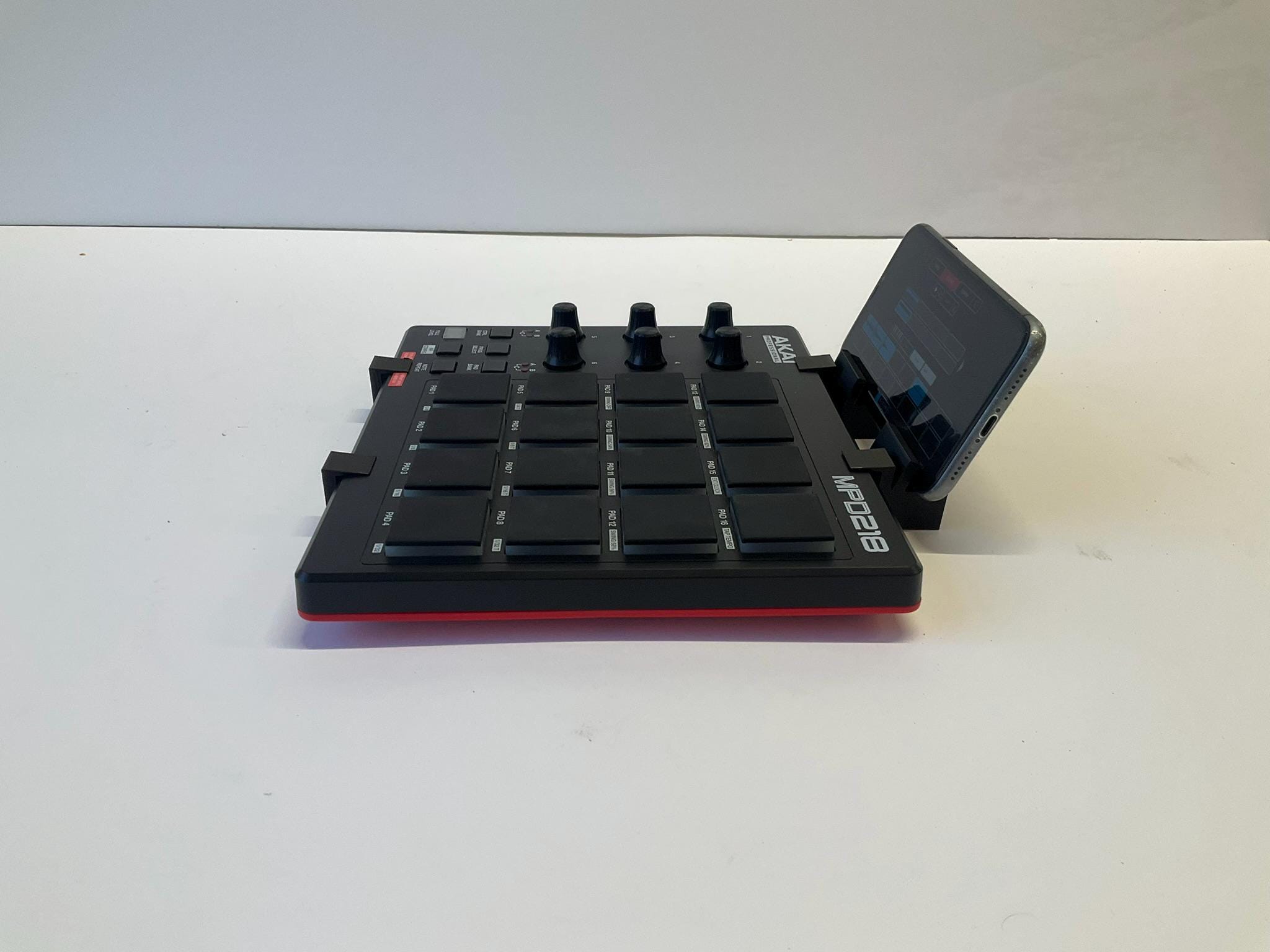 Clip Stand Holder for AKAI MPD218 Attach Your iPad Tablet / iPhone