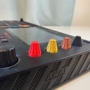 Individuell angefertigte 3D-gedruckte Knöpfe (5er Set) für 6 mm Potis - passend für Akai MPC, Roland SP404, Native Instruments Maschine