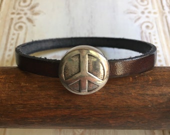 Peace Sign Brown Leather Bracelet with Magnetic Closure