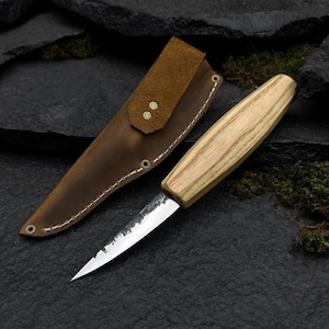 Sloyd Carving Knife – Hand-Forged Carbon Steel Blade (7.5 cm / 2.95 in) Octagonal Ash Handle | Leather Sheath | Spoons & Bowls Carving Knife
