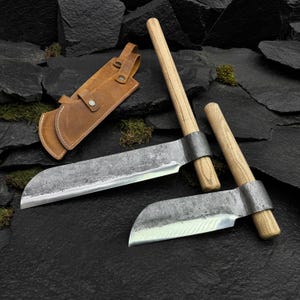 Set of 2 Splitting Froe - 52100 Steel Blades, Ash Wood Handles, Leather Sheaths. Wooden Shingles. Carpentry Tools for Wood Projects. Gift.