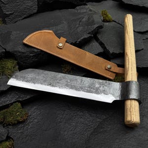Hand Forged Splitting Froe – 52100 Steel Blade, Ash Wood Handle, Leather Sheath – Woodworking. Tool for Splitting Firewood. Carpenter Gift.