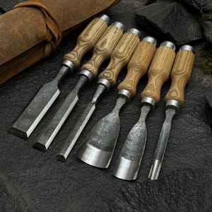 Set of 6 Woodworking Tools - 52100 Carbon Steel Blades, Comfortable Ash Handles, Leather Roll. Beginner Gouges and Chisels. Gift for Husband