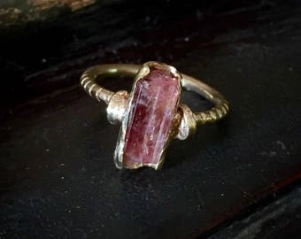 Tourmaline raw crystal 14k gold Roman style ring