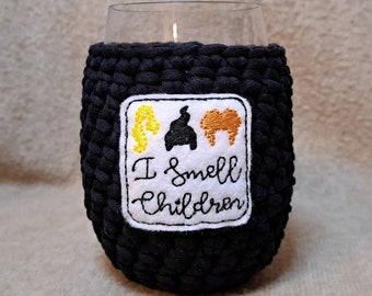 Crochet Stemless Wine Glass Cozy in Black with a I Smell Children Feltie