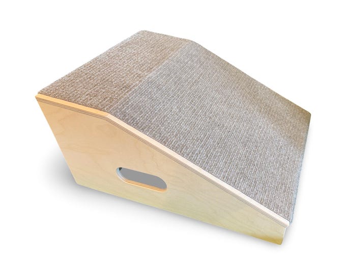 Litter box ramp for Litter Robot 5, 4 or 3 version to help cat or kitten get into the litter box