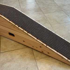 Perfect Long Ramp With a Gentle Angle for Dogs and Cats. With a Carpet ...