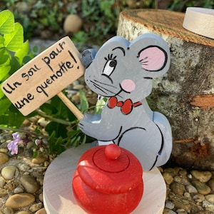 customizable wooden mouse-shaped baby tooth box