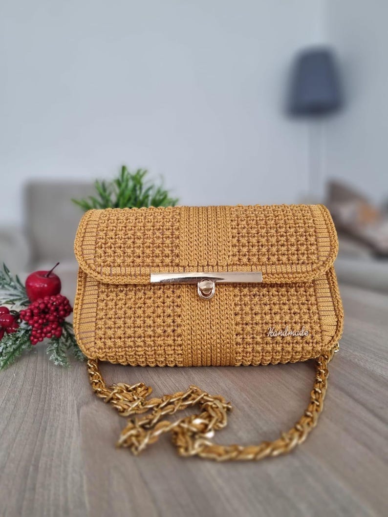 Patroon gehaakte crossbodytas mosterdgeel valentijnscadeau gehaakte crossbodytas met liefde gemakkelijk gele gehaakte crossbodytaspatroon afbeelding 2