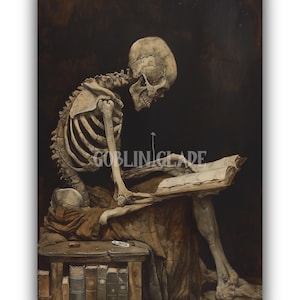 Op de afbeelding: Een skelet zit op een houten kruk en leest een groot, open boek. Het skelet draagt een bruine robe en zit in een contemplatieve houding. Het boek is open op een pagina met tekst, en de beenderige vingers van het skelet rusten op de pagina's. De scène speelt zich af tegen een donkere achtergrond, wat een dramatische en griezelige sfeer creëert.