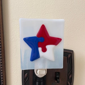 Patriotic Stained Glass Star Nightlight: Red White and Blue