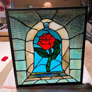 Patrón de vitral de una rosa: Licencia comercial (38 x 50 cm) (Descarga digital)