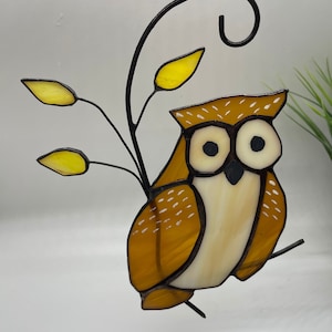 Stained Glass Owl Sun Catcher, Owl Lover Gift, Owl Window Hanging, Owl Sun Catcher, Art Decor, Mothers day, Owl Ornament, Bird Sun Catcher