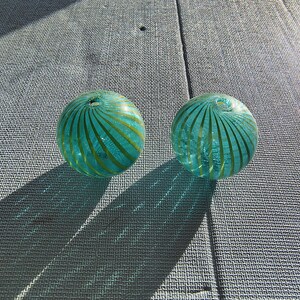 Hand Blown Glass 30mm Bead Venetian Style bead assorted colors sizes shapes high quality glass bead necklace earring bead jewelry design Aqua Round 2 pc