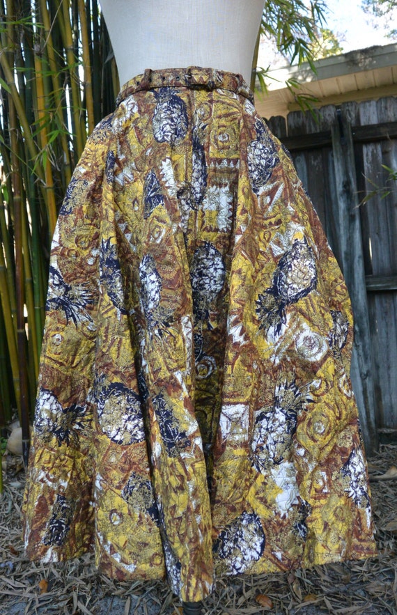 Fabulous Quilted Vintage Circle Skirt w/Pineapples