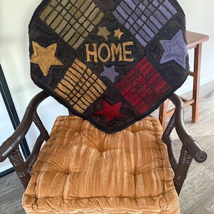 Hand Hooked Folk Art Rug Game Board Inspired 100% Wool