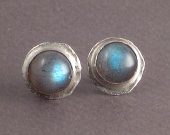 Luz - Labradorite Studs - Stud Earrings with 8mm Gemstones on Hammered Setting - Sterling Silver -  Post Earrings For Men and Women