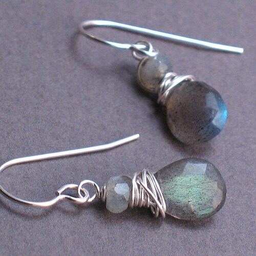 Leah - Boucles d'oreilles Labradorite Facettes sur Argent Massif