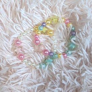 Kawaii Magical Girl Pastel Pearlescent Star Stretchy Beaded Bracelet