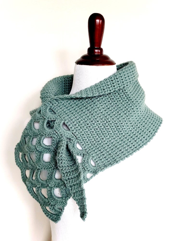 Asymmetric Shell Scarf Crochet Pattern PDF Easy Beginner image 9