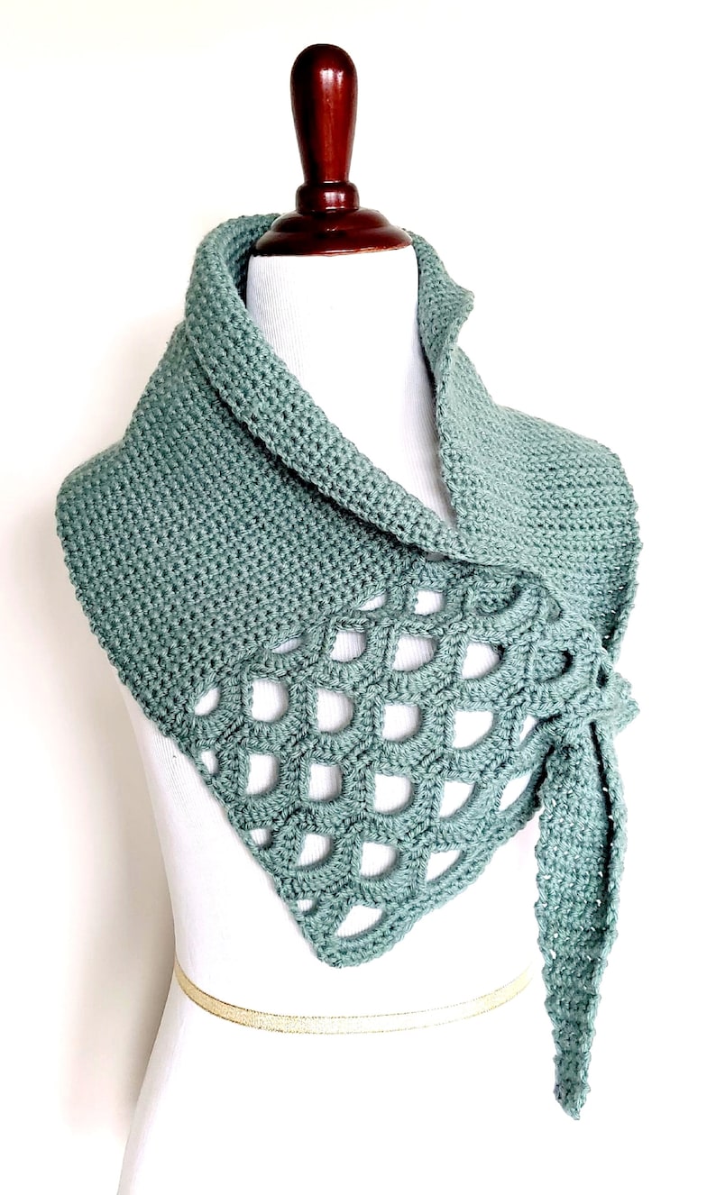 Asymmetric Shell Scarf Crochet Pattern PDF Easy Beginner image 4
