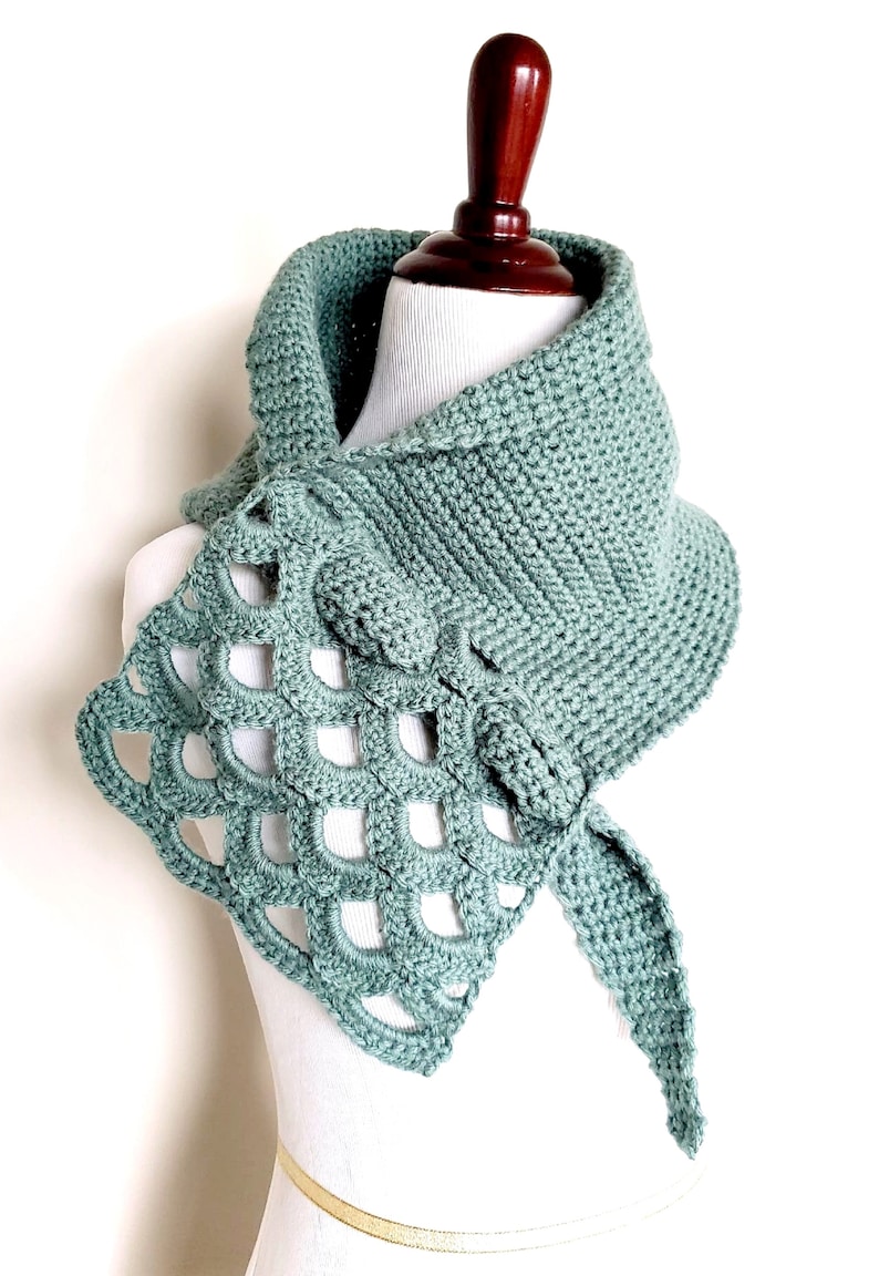Asymmetric Shell Scarf Crochet Pattern PDF Easy Beginner image 2