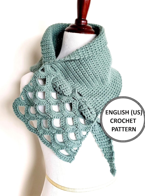 Selina Crochet Scallop Hem Sweater Selina Crochet Scallop Hem Sweater