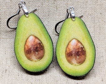 Boucles d'oreilles avocat / Boucles d'oreilles en bois découpées au laser / Bijoux faits à la main / Bijoux avocat / Bijoux alimentaires / Hypoallergénique