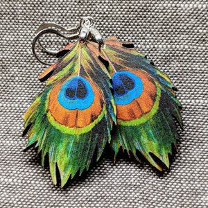 Peacock Earrings / Peacock Feather Earrings / Peacock Jewelry / Feather Earrings / Bird Feather Earrings / Wood Earrings / Good Luck