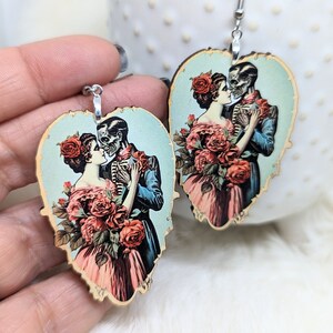 Zombie Paar Ohrringe / Galentinstag Geschenk / Gruselige Ohrringe / Gruseliger Valentinstag Schmuck / Gruseliges Paar Zombie Schmuck Bild 2