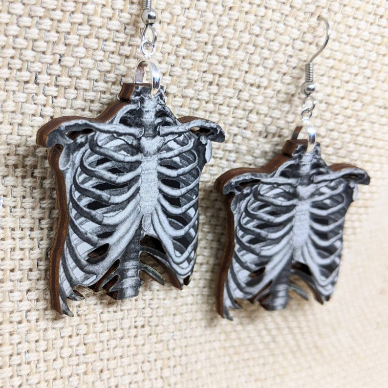Rib Cage Earrings / Anatomical Earrings / Creepy Earrings / Etsy